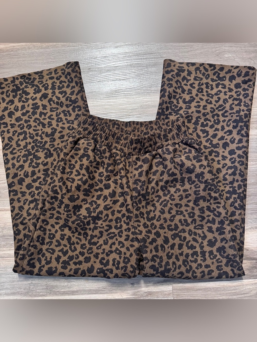 HALARA Leopard Print Ribbed Lounge Pants - Brown & Black
